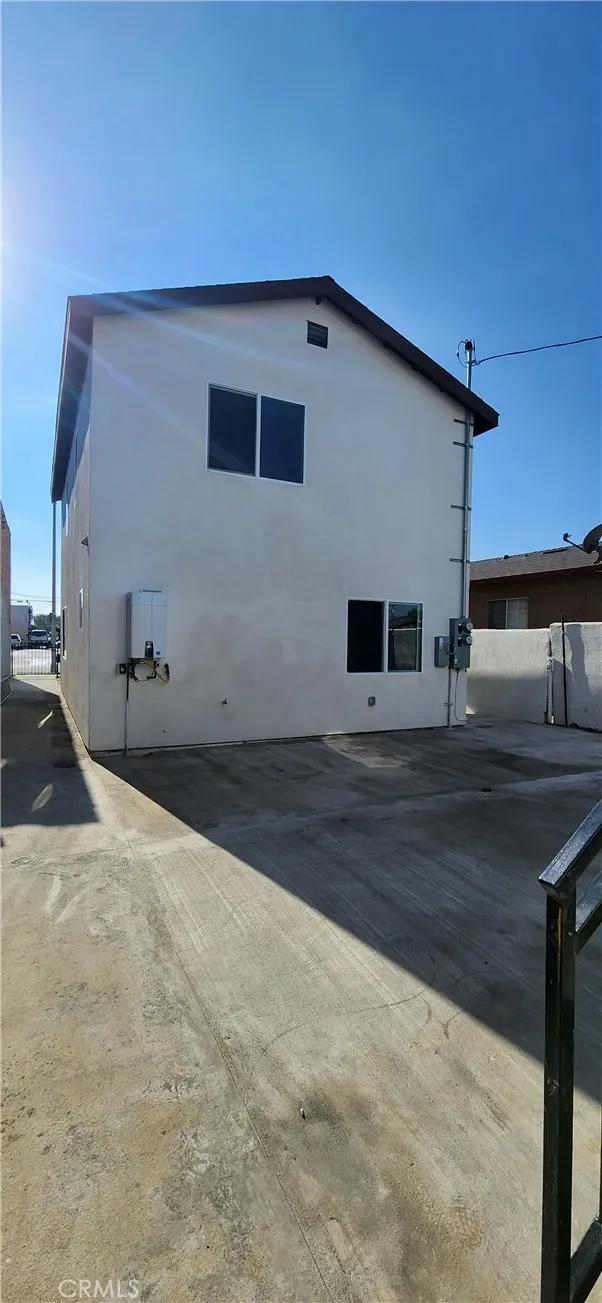 1407 W 59th Place, Los Angeles Ca 90047 | Multi Family 6