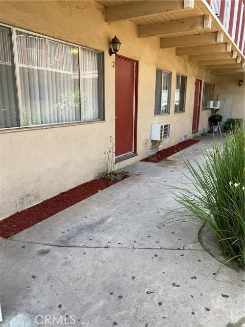 13463 Vanowen Street, Van Nuys Ca 91405 | Apartment 4