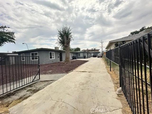 44225 Beech Avenue, Lancaster Ca 93534 | Multi Family 10