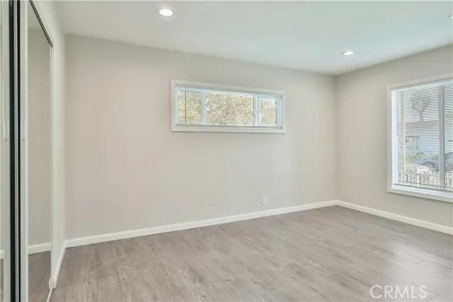 21053 Burton Street, Canoga Park Ca 91304 | Detached 17