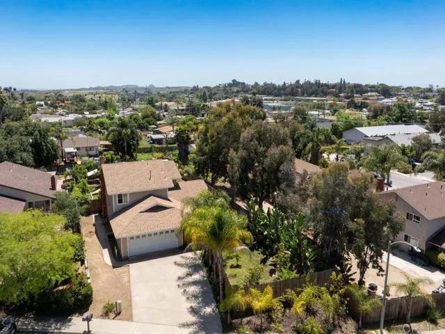 215 Pipin Drive, Fallbrook Ca 92028 | Detached 19