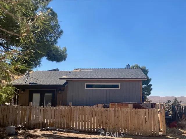 24207 Cascade Trail, Apple Valley Ca 92308 | Detached 1