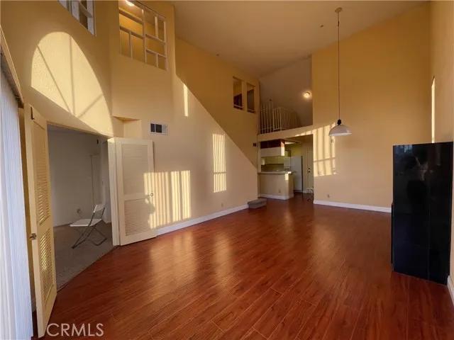 35 Linden Avenue # 512, Long Beach Ca 90802 | Detached 17