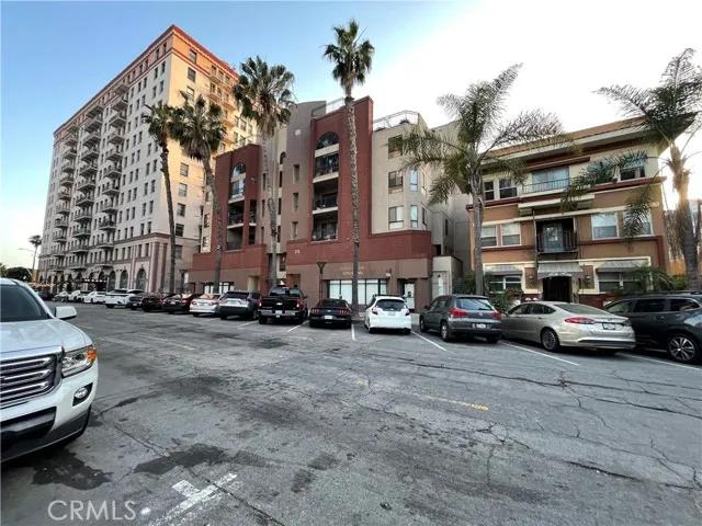 35 Linden Avenue # 512, Long Beach Ca 90802 | Detached 2