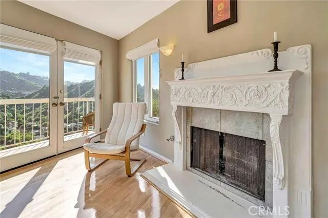 3681 Alta Mesa Drive, Studio City Ca 91604 | Detached 48