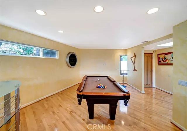 3681 Alta Mesa Drive, Studio City Ca 91604 | Detached 22