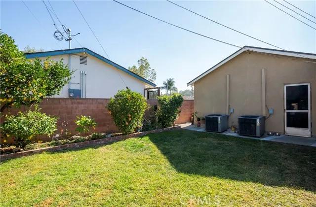 702 Helmsdale Avenue, La Puente Ca 91744 | Detached 32