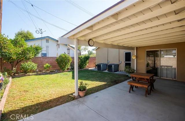 702 Helmsdale Avenue, La Puente Ca 91744 | Detached 28