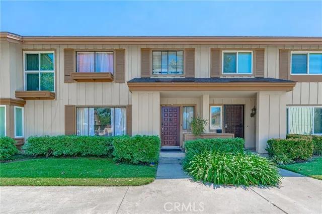 9560 Karmont Avenue, South Gate Ca 90280 | Townhouse 1