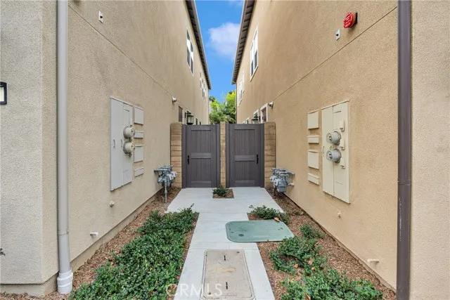 265 Follyhatch, Irvine Ca 92618 | All Other Attached 36