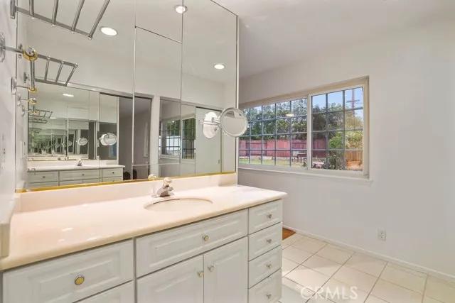 918 Ottawa Drive, Claremont Ca 91711 | Detached 27