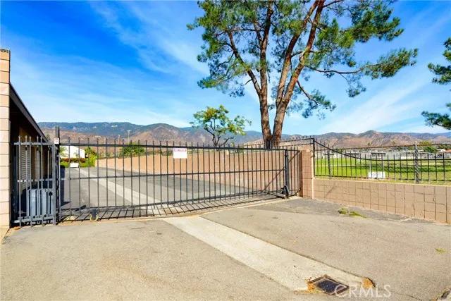 192 E Parkdale Drive, San Bernardino Ca 92404 | Detached 22