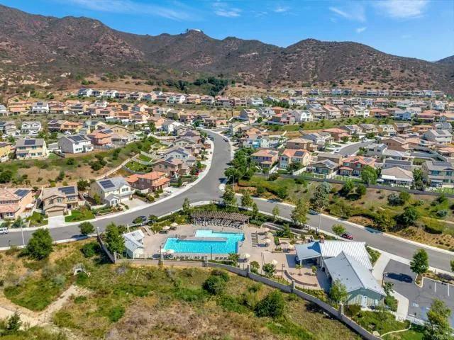 375 Ventasso Way, Fallbrook Ca 92028 | Detached 34