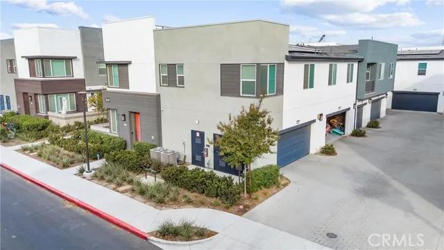 3641 South Allston Paseo # 1, Ontario Ca 91761 | Townhouse 36