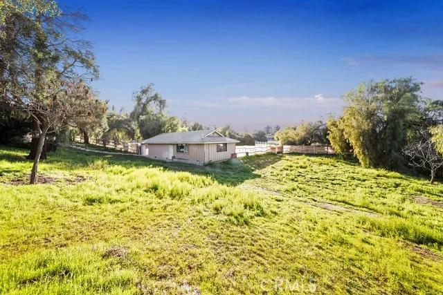 19950 Gavilan Road, Perris Ca 92570 | Detached 72