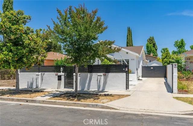 5030 Newcastle Avenue, Encino Ca 91316 | Detached 3