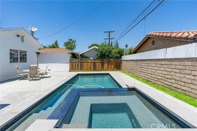 5030 Newcastle Avenue, Encino Ca 91316 | Detached 32