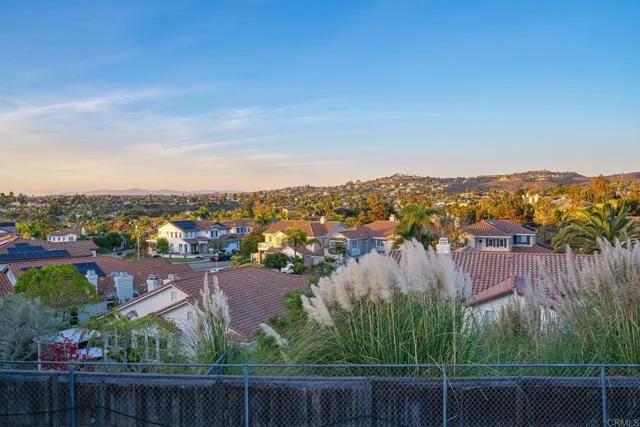 2808 La Duela Lane, Carlsbad Ca 92009 | Detached 64