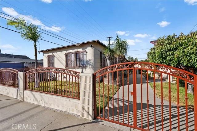 10615 Elizabeth Avenue, South Gate Ca 90280 | Multi Family 3