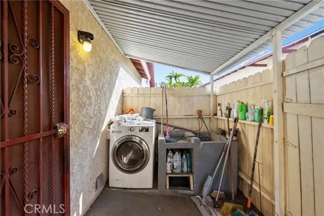 10615 Elizabeth Avenue, South Gate Ca 90280 | Multi Family 62