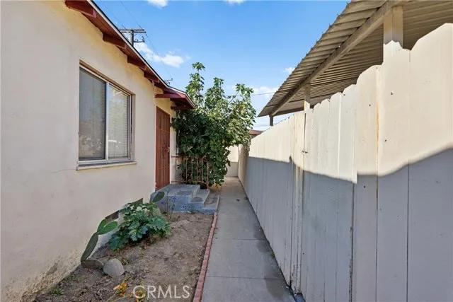 10615 Elizabeth Avenue, South Gate Ca 90280 | Multi Family 26