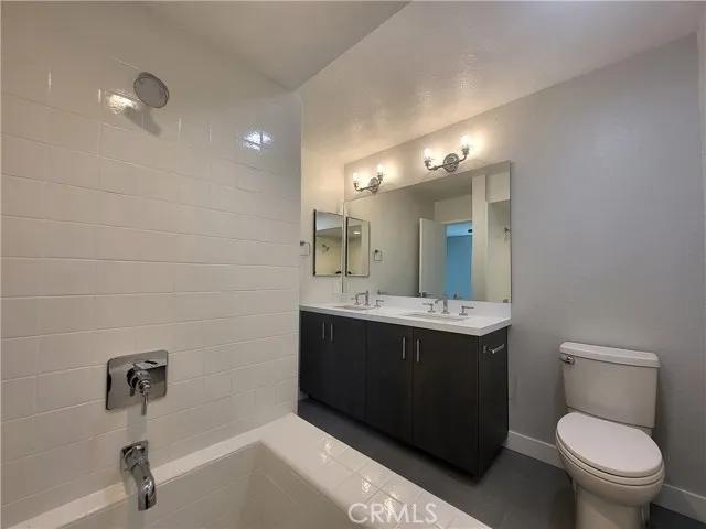 161 Monterey Boulevard # A, Hermosa Beach Ca 90254 | Townhouse 24