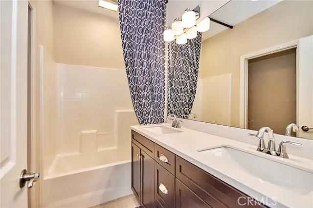 2970 E Via Fiano, Ontario Ca 91764 | Townhouse 19