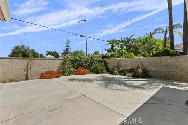 10820 Tivoli Court, Bakersfield Ca 93311 | Detached 26