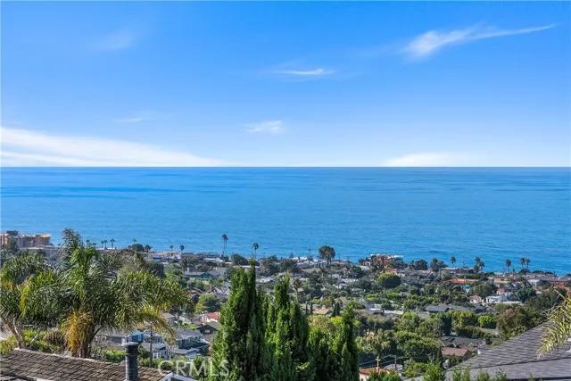 966 Coast View Drive, Laguna Beach Ca 92651 | Detached 9