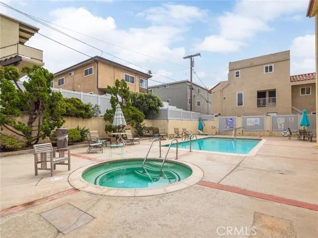 950 Main Street # 203, El Segundo Ca 90245 | All Other Attached 17