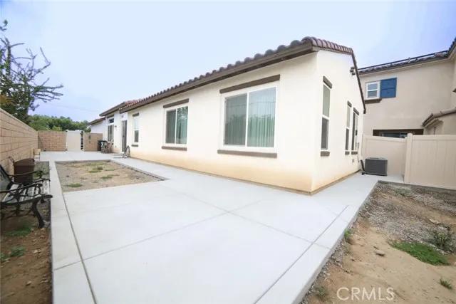 367 Gardena, Rialto Ca 92376 | Detached 3