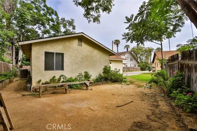 2556 5th Street, Riverside Ca 92507 | Detached 40