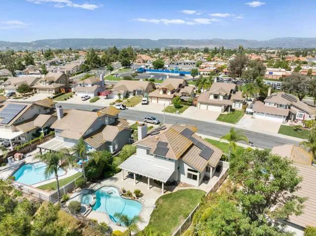 39450 Via Montero, Murrieta Ca 92563 | Detached 53