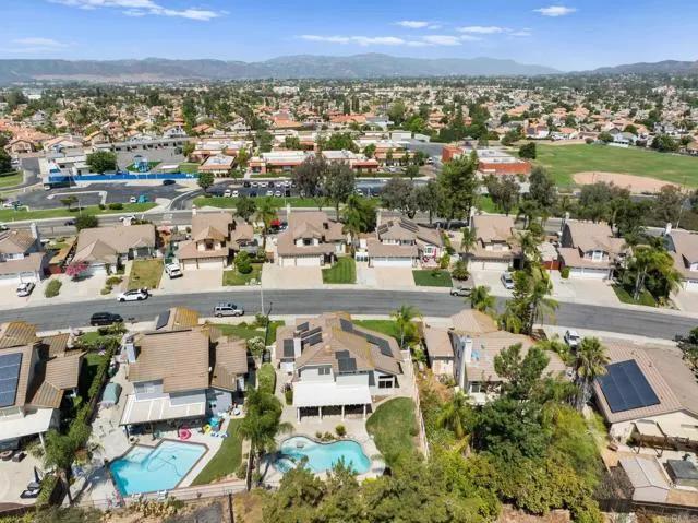 39450 Via Montero, Murrieta Ca 92563 | Detached 54