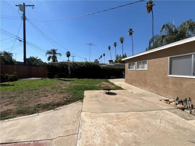 1111 Brookside Avenue, Redlands Ca 92373 | Detached 21