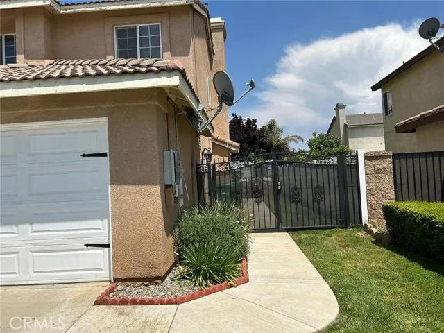 1668 Ravenswood Road, Beaumont Ca 92223 | Detached 12