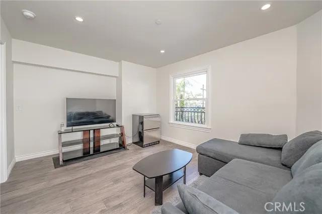 2348 Baxter Street, Los Angeles Ca 90039 | Detached 7