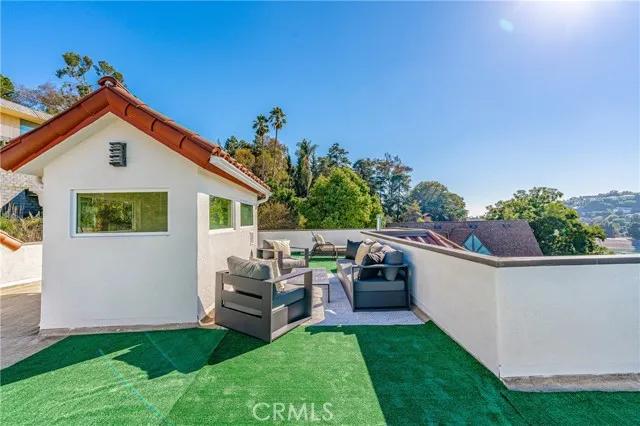 2348 Baxter Street, Los Angeles Ca 90039 | Detached 52