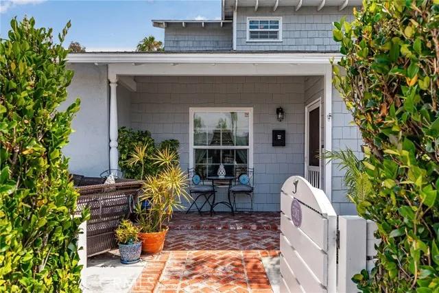 5381 E Appian Way, Long Beach Ca 90803 | Detached 3