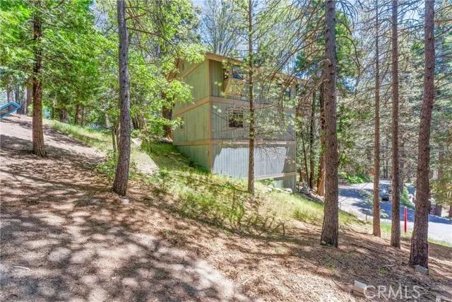 858 Sierra Vista Drive, Twin Peaks Ca 92391 | Detached 36