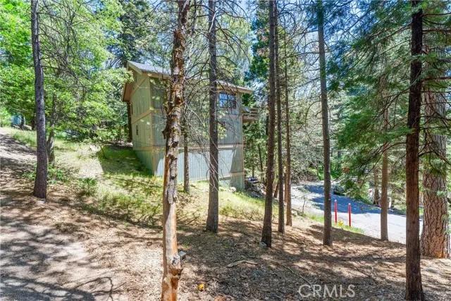 858 Sierra Vista Drive, Twin Peaks Ca 92391 | Detached 37