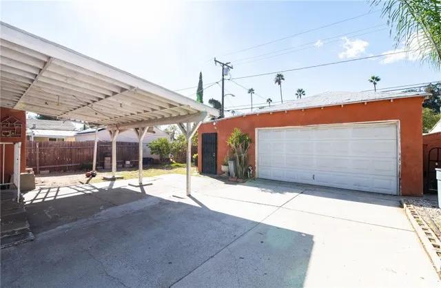 8560 Newport Avenue, Fontana Ca 92335 | Detached 4