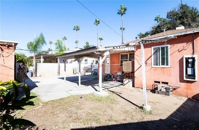 8560 Newport Avenue, Fontana Ca 92335 | Detached 26