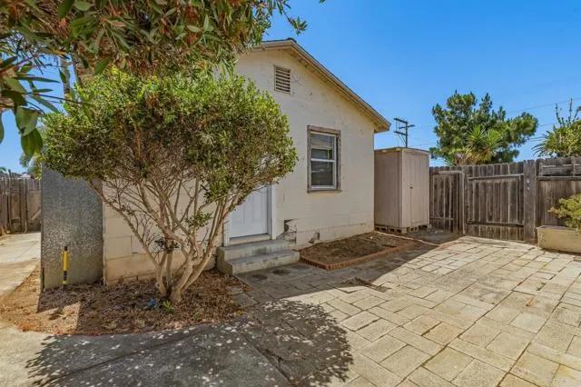 735 Pine Avenue, Carlsbad Ca 92008 | Multi Family 47