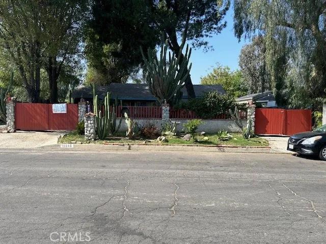 18845 Lanark Street, Reseda Ca 91335 | Detached 1