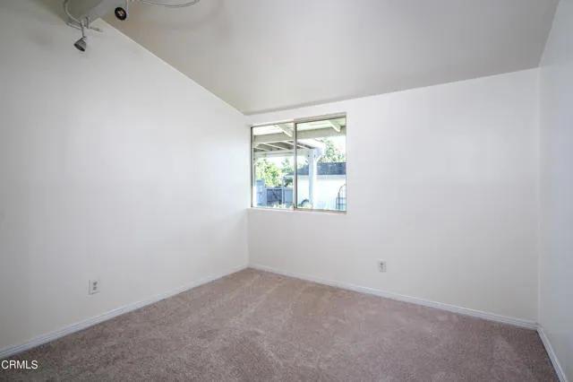 19900 Acre Street, Northridge Ca 91324 | Detached 20