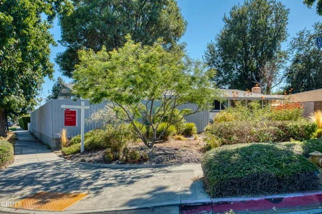 19900 Acre Street, Northridge Ca 91324 | Detached 3