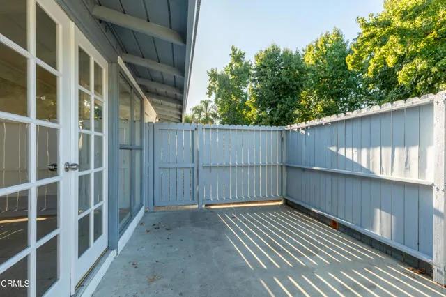 19900 Acre Street, Northridge Ca 91324 | Detached 27