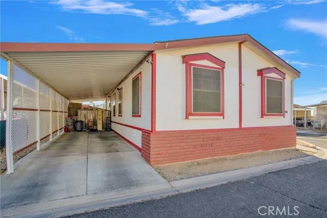 20843 Waalew # C94, Apple Valley Ca 92307 | Manufactured Home 37