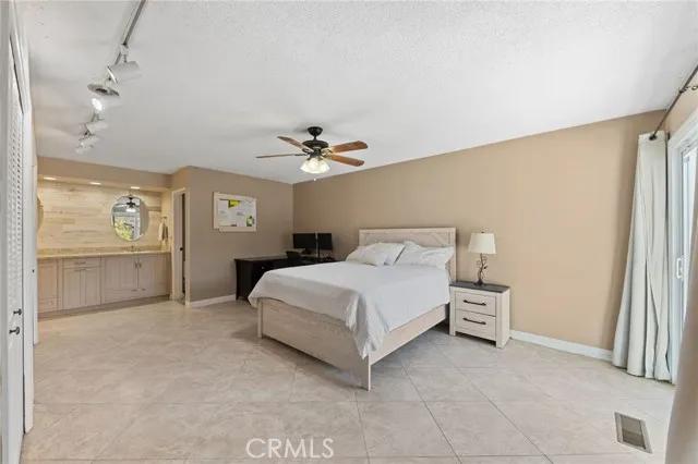 1828 E. 19th St. # 4, Santa Ana Ca 92705 | All Other Attached 12